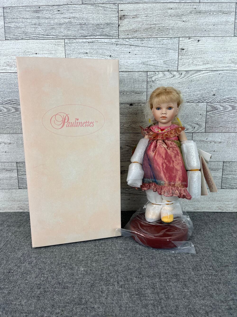 Pauline Paulinettes Amelia PORCELAIN DOLL COLLECTIBLE 8.5 Inch Pink Dress Box